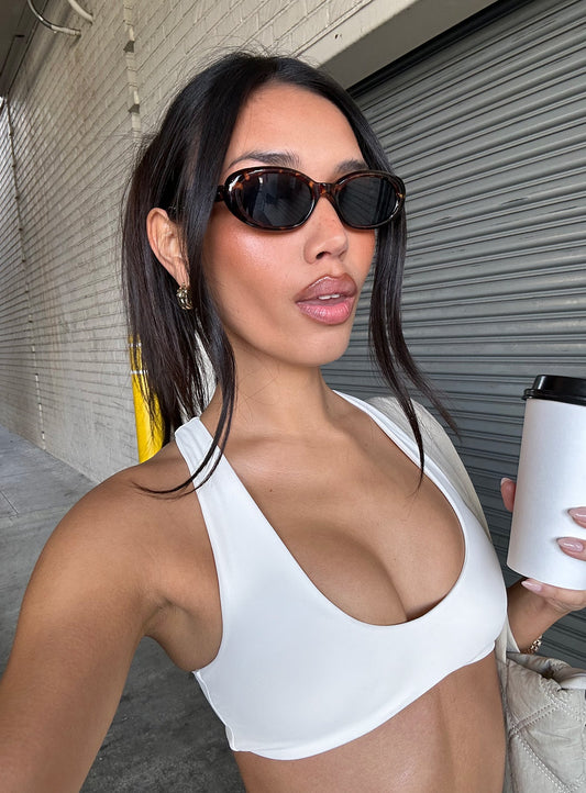 Pulse Active Halter Crop White