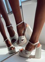 SHOE US 5