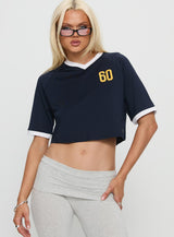 XS