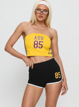 XS