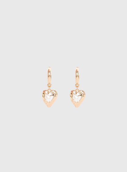 Live In Reality Heart Earrings Gold