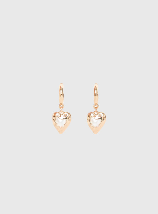 Live In Reality Heart Earrings Gold