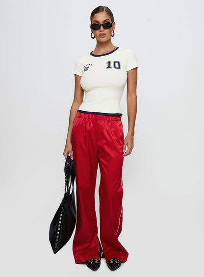 Track Record Graphic Top Cream