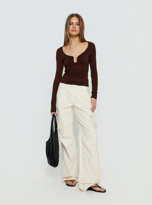 Serelle Long Sleeve Bust Detail Top Chocolate