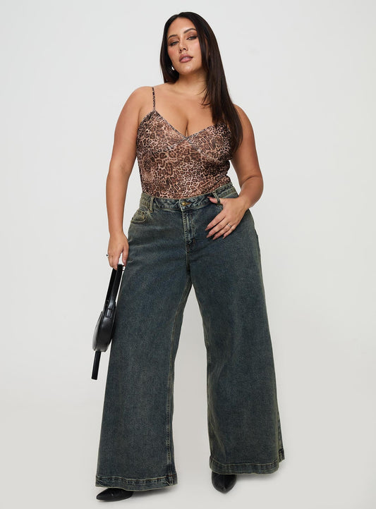 Ziggie Low Rise Baggy Jeans Antique Wash Curve
