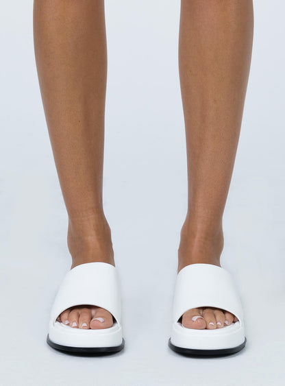 Bayshore Sandals White