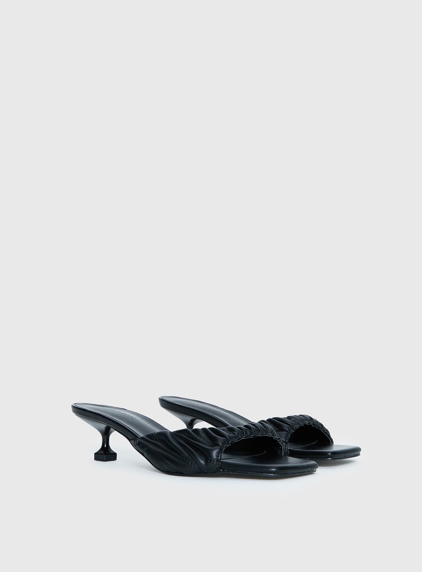 Billini Pilar Heels Black