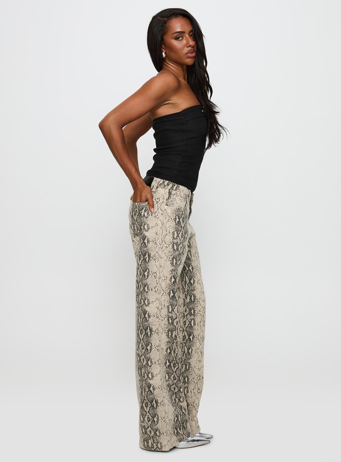 Serpentina Low Rise Straight Leg Jeans Snake