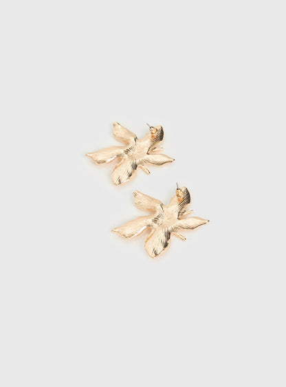 Impeccable Earrings Gold