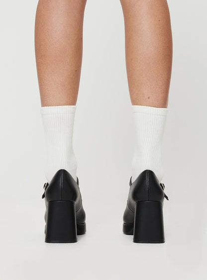 Tyssen Heels Black