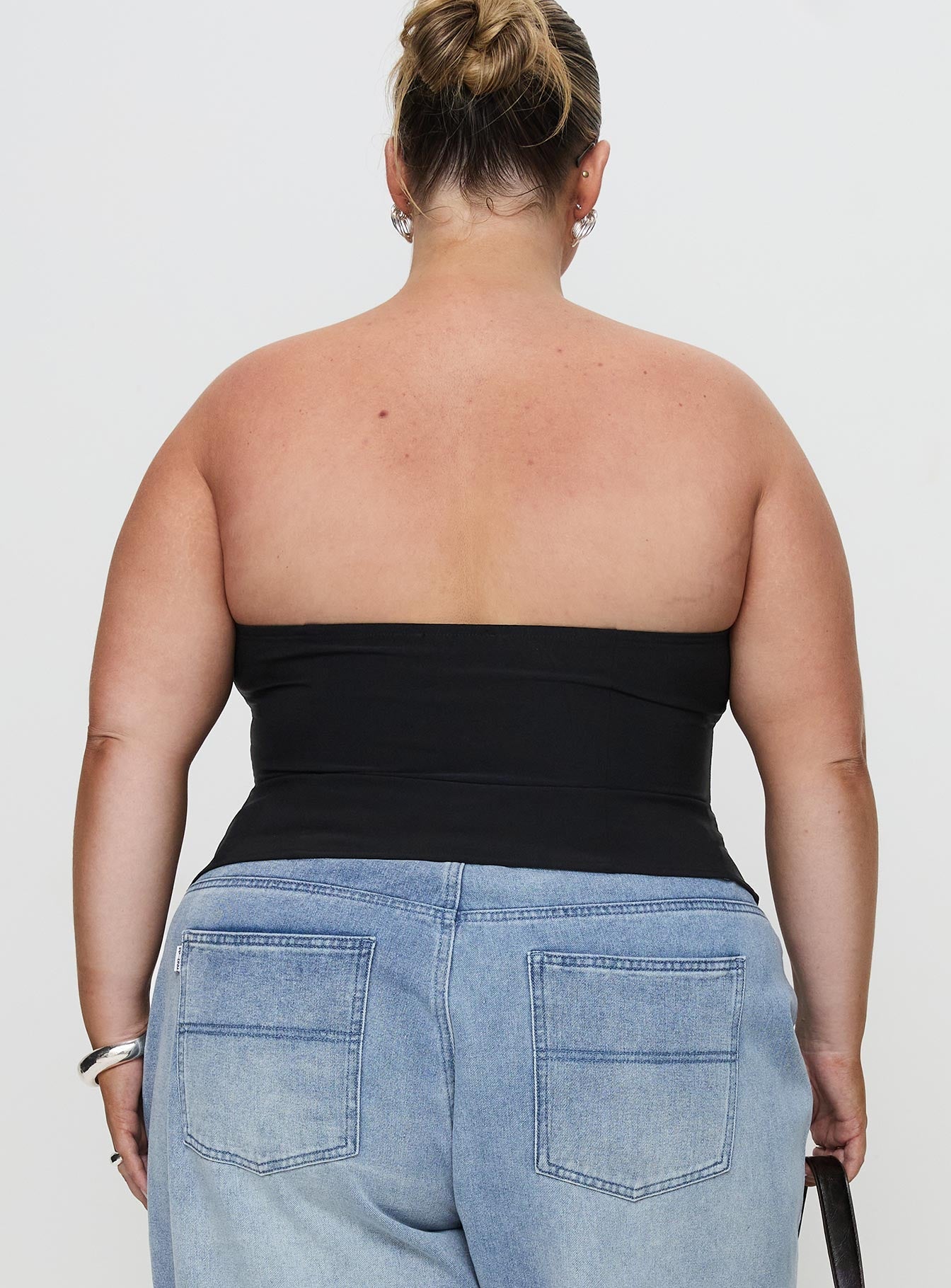 Flounce Strapless Top Black Curve