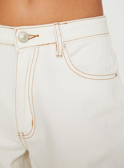 Naylor Mid Rise Wide Leg Jeans Cream Petite