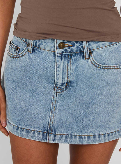 Nicolina Low Rise Denim Mini Skirt Ice Blue Wash Tall